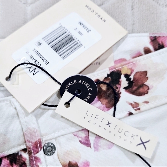 New NYDJ Sheri Released Raw Hem Ankle Jeans in Bonnieux Floral Print NWT - Picture 6 of 6